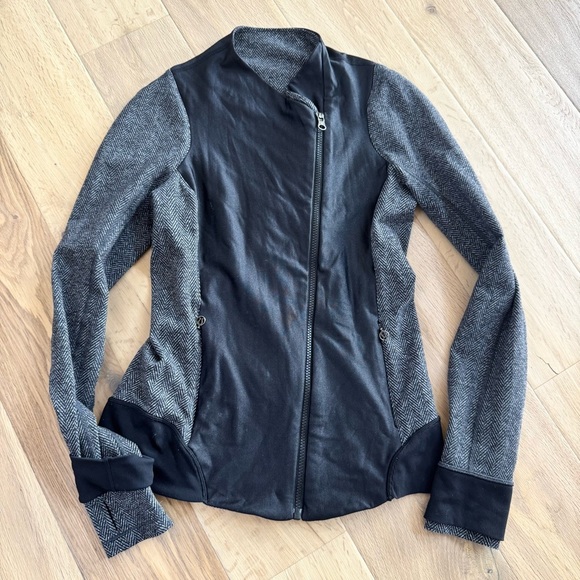 Lululemon Emerge Renewed Jacket | Size 8 | Giant Herringbone Black - Picture 2 of 6